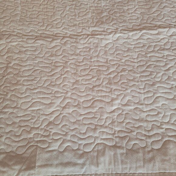 Block Patchwork Quilt Brows And Whites 50"x60" Looks New - Picture 4 of 4